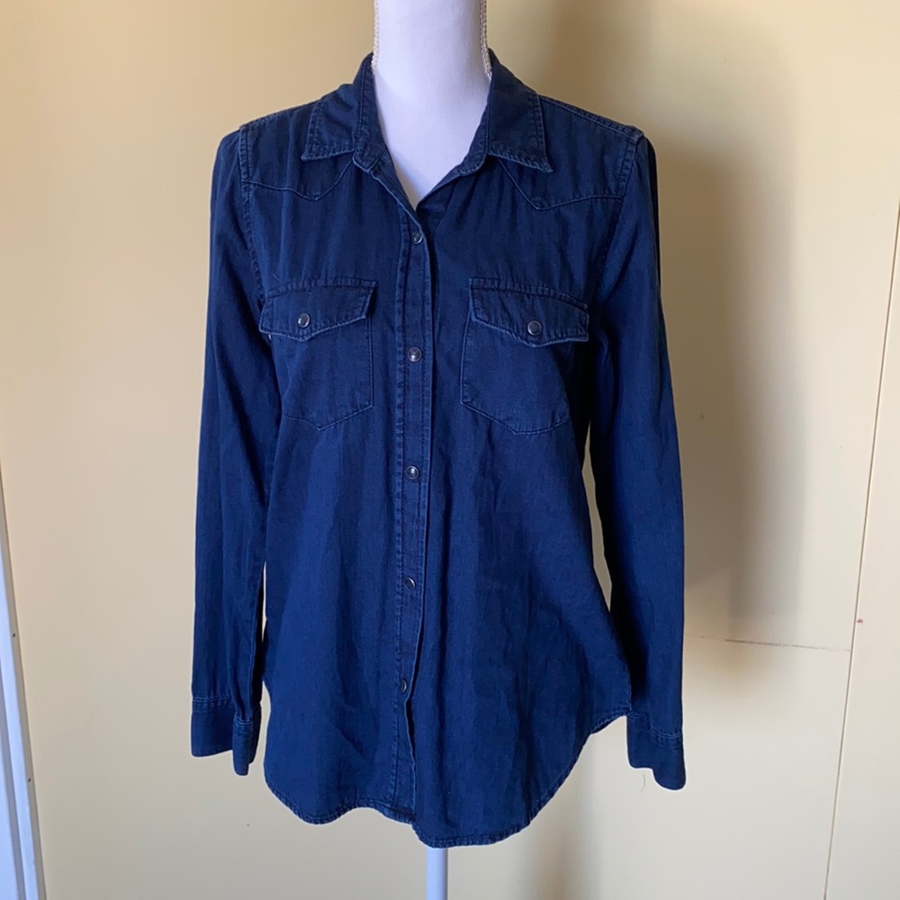 GAP blouse size S